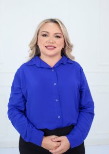 ADRIANA GOMES